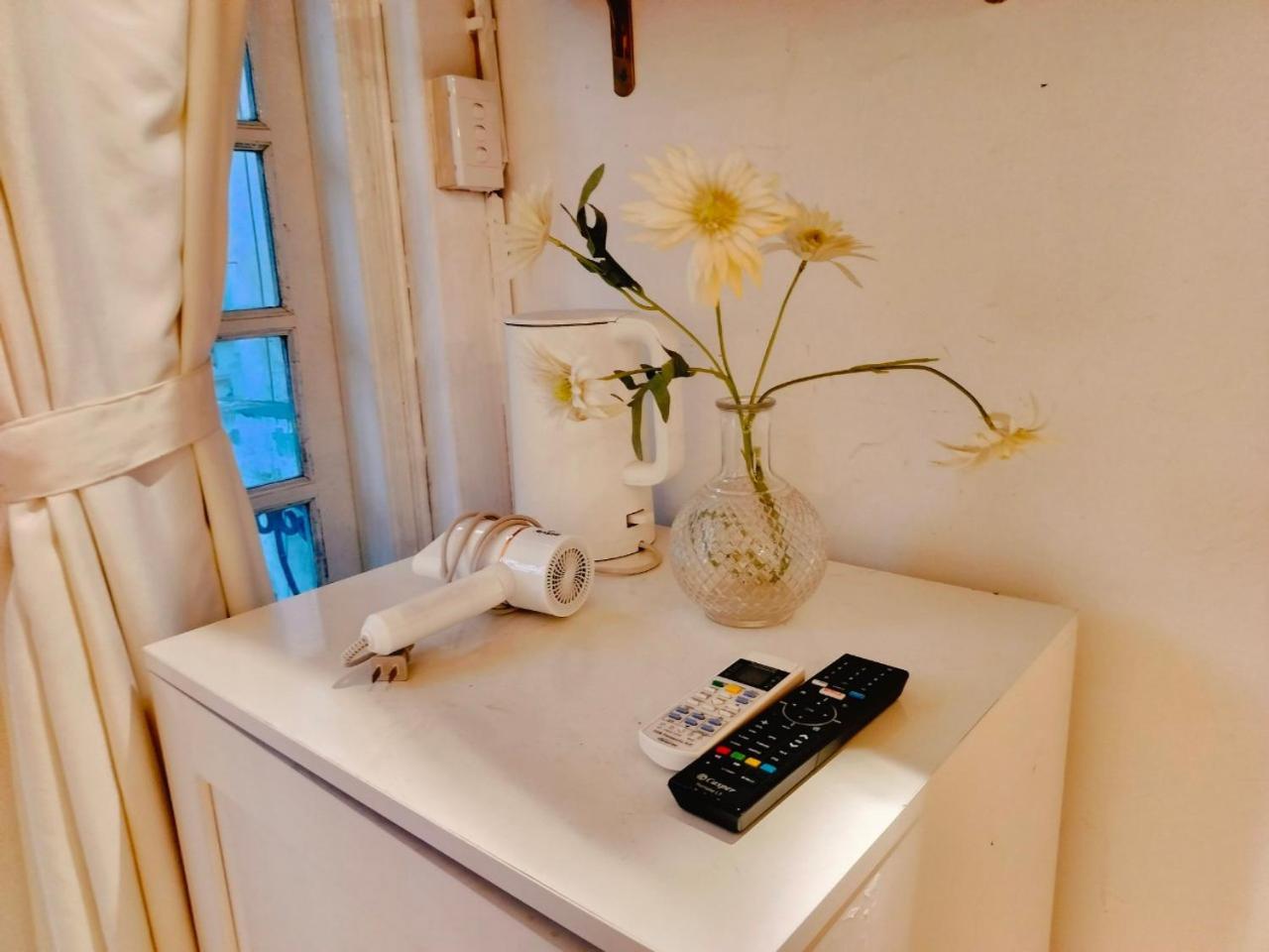 Cozy Fun Homestay 16 Hanoi Exteriör bild